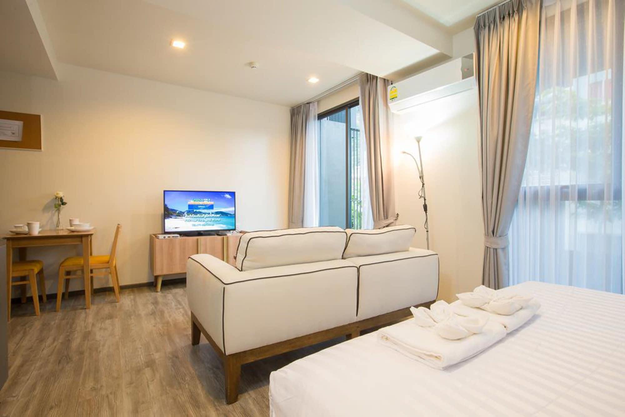 The Deck Condo Patong By Vip Zewnętrze zdjęcie