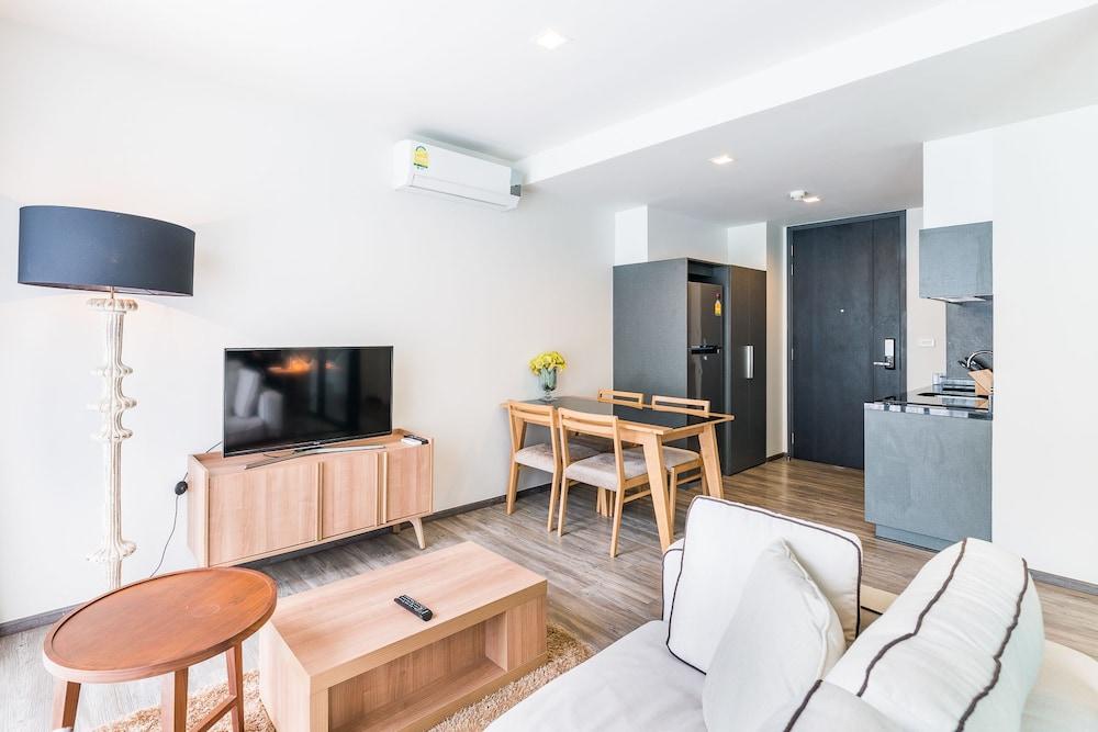 The Deck Condo Patong By Vip Zewnętrze zdjęcie
