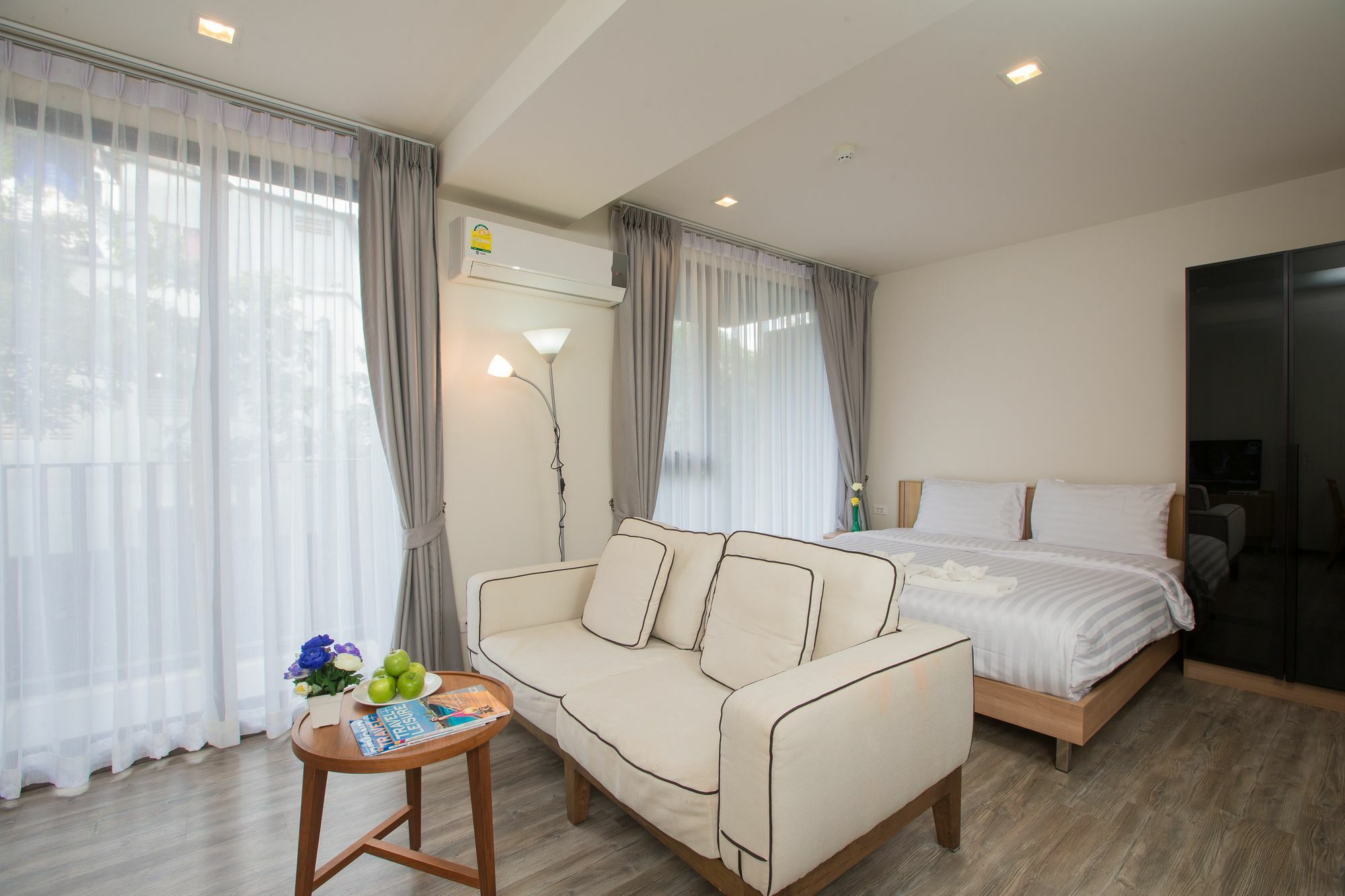 The Deck Condo Patong By Vip Zewnętrze zdjęcie